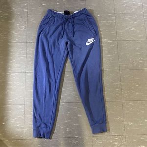 Women’s Nike Sweatpants Size Small